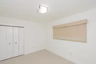1040 N Venetian Dr, Miami, FL 33139 - Photo 19