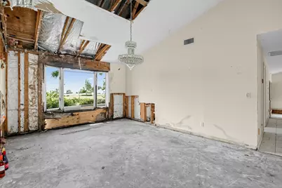 4573 SW Bermuda Way, Palm City, FL 34990 - Photo 9