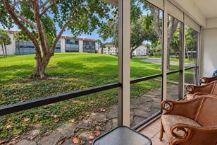 211 S Hollybrook Dr, Pembroke Pines, FL 33025 - Photo 19