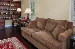 211 S Hollybrook Dr, Pembroke Pines, FL 33025 - Photo 13