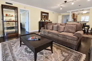 211 S Hollybrook Dr, Pembroke Pines, FL 33025 - Photo 5