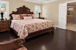 211 S Hollybrook Dr, Pembroke Pines, FL 33025 - Photo 9
