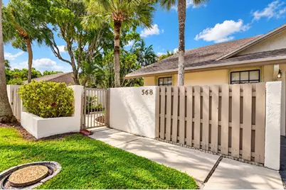 568 SW 28th Avenue, Delray Beach, FL 33445 - Photo 5