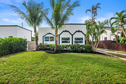 522 Upland Road, West Palm Beach, FL 33401 - Photo 1