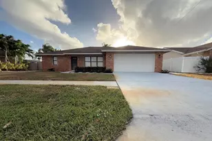1007 Wynndale Way, Lantana, FL 33462 - Photo 1