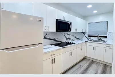 560 NE 15th Avenue, Fort Lauderdale, FL 33301 - Photo 3