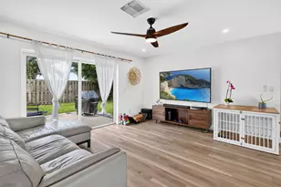 141 Arrowhead Cir, Jupiter, FL 33458 - Photo 9
