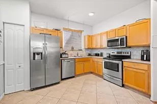 122 Seminole Lakes Dr, Royal Palm Beach, FL 33411 - Photo 5