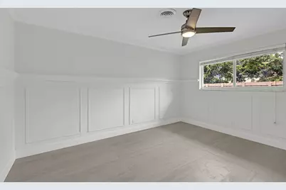 500 SW 62nd Avenue, Plantation, FL 33317 - Photo 13