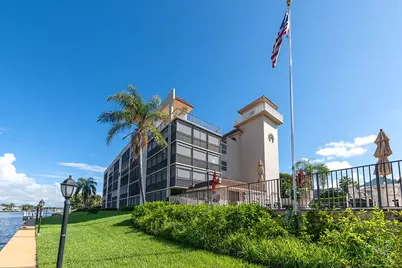 985 SE 19th Avenue #203, Deerfield Beach, FL 33441 - Photo 39