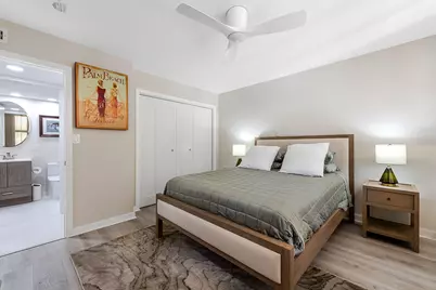 985 SE 19th Avenue #203, Deerfield Beach, FL 33441 - Photo 7