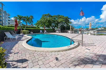 985 SE 19th Avenue #203, Deerfield Beach, FL 33441 - Photo 29
