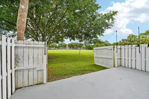 281 SW 95 Terrace, Pembroke Pines, FL 33025 - Photo 33