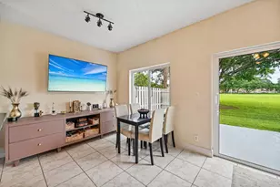 281 SW 95 Terrace, Pembroke Pines, FL 33025 - Photo 9