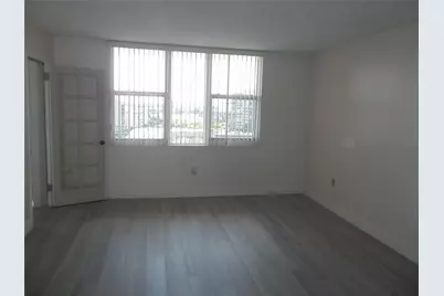 1893 S Ocean Drive #910, Hallandale Beach, FL 33009 - Photo 5