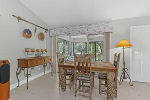 2020 Vero S Cir SW, Vero Beach, FL 32962 - Photo 9