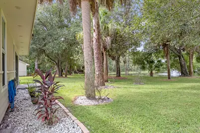 2020 Vero South Circle SW #4, Vero Beach, FL 32962 - Photo 25
