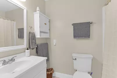 2020 Vero South Circle SW #4, Vero Beach, FL 32962 - Photo 17