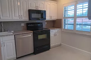8045 Eastlake Dr, Boca Raton, FL 33433 - Photo 43