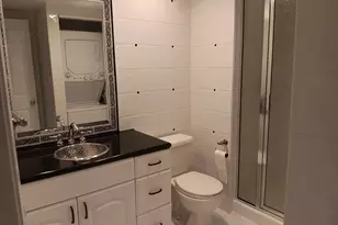 8045 Eastlake Dr, Boca Raton, FL 33433 - Photo 23