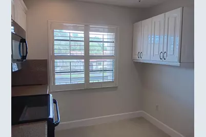 8045 Eastlake Drive, Boca Raton, FL 33433 - Photo 17