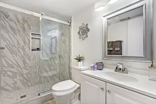 10204 Mangrove Dr, Boynton Beach, FL 33437 - Photo 9