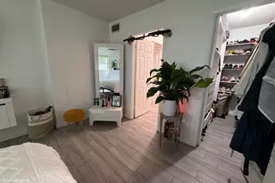320 NE 12th Ave, Hallandale Beach, FL 33009 - Photo 13