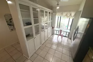 1017 Green Pine Blvd, West Palm Beach, FL 33409 - Photo 3