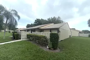1017 Green Pine Blvd, West Palm Beach, FL 33409 - Photo 17