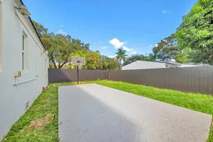 246 NE 103rd St, Miami Shores, FL 33138 - Photo 35