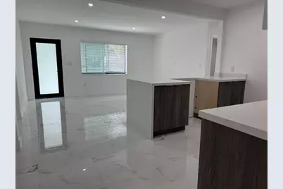 1031 NW 10th Avenue, Fort Lauderdale, FL 33311 - Photo 9