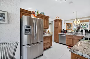 9865 Seacrest Cir, Boynton Beach, FL 33437 - Photo 21