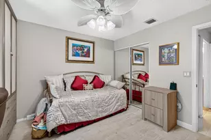 9865 Seacrest Cir, Boynton Beach, FL 33437 - Photo 43