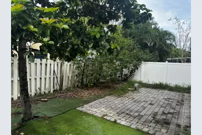 4083 Lake Tahoe Circle, West Palm Beach, FL 33409 - Photo 17