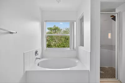 4083 Lake Tahoe Circle, West Palm Beach, FL 33409 - Photo 13