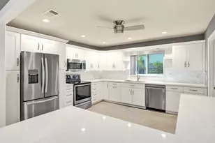 21692 Tall Palm Cir, Boca Raton, FL 33433 - Photo 17