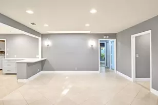 21692 Tall Palm Cir, Boca Raton, FL 33433 - Photo 13