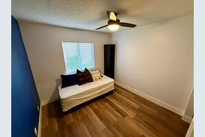 9454 NW 46th Street, Sunrise, FL 33351 - Photo 5
