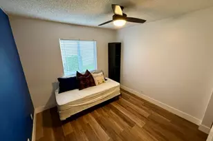9454 NW 46th St, Sunrise, FL 33351 - Photo 5