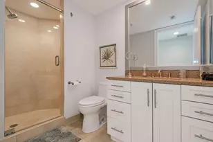 411 N New River Dr E, Fort Lauderdale, FL 33301 - Photo 23