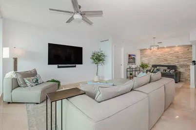 411 N New River Drive E #1205, Fort Lauderdale, FL 33301 - Photo 5