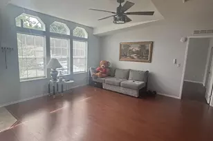 4361 1st Ct, Lantana, FL 33462 - Photo 9