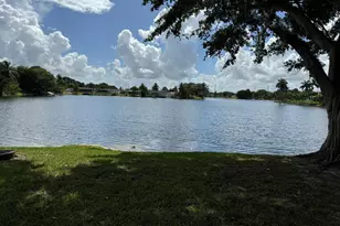 2151 NW 96th Terrace, Pembroke Pines, FL 33024 - Photo 21