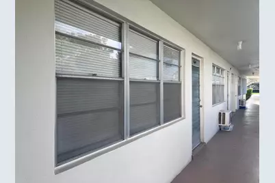 8 Cambridge A, West Palm Beach, FL 33417 - Photo 3