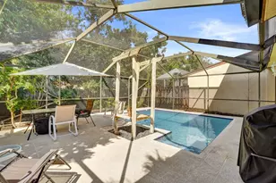 1065 Raintree Ln, Palm Beach Gardens, FL 33410 - Photo 5