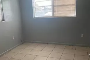 644 SW 4th St, Belle Glade, FL 33430 - Photo 5