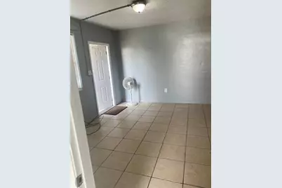 644 SW 4th Street #1, Belle Glade, FL 33430 - Photo 7