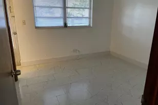 930 NE 17th Terrace NE, Fort Lauderdale, FL 33304 - Photo 5