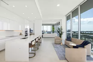 220 Lake Shore Dr, West Palm Beach, FL 33403 - Photo 9