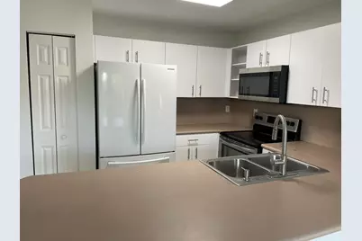 986 Summit Lake Drive, West Palm Beach, FL 33406 - Photo 11